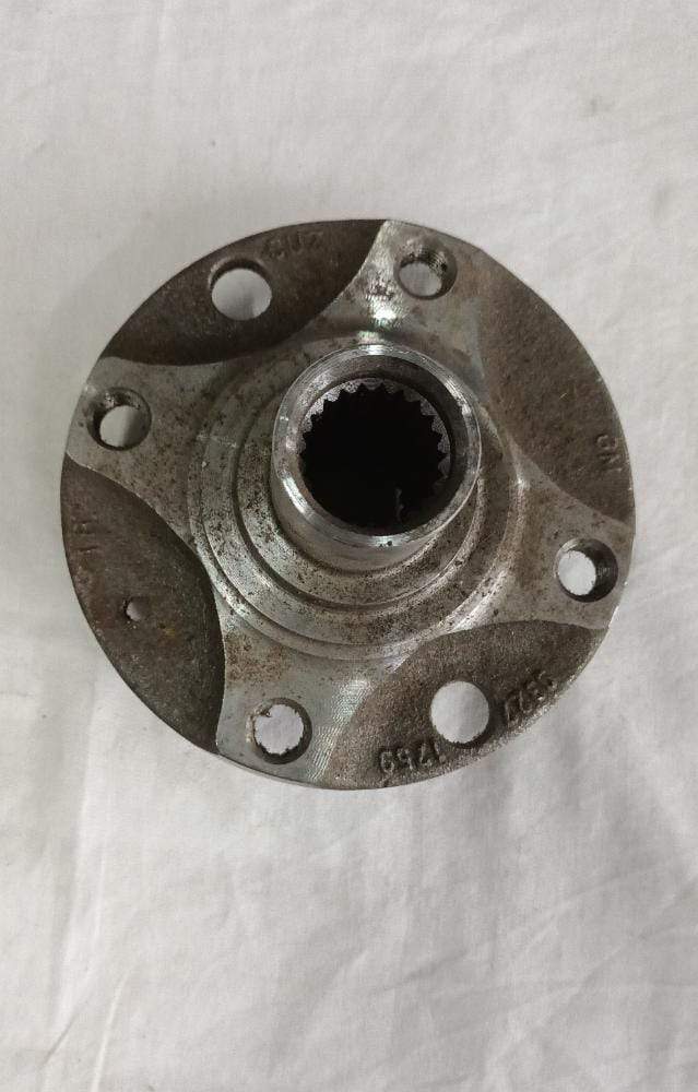 S93271759   Front Wheel Hub Corsa