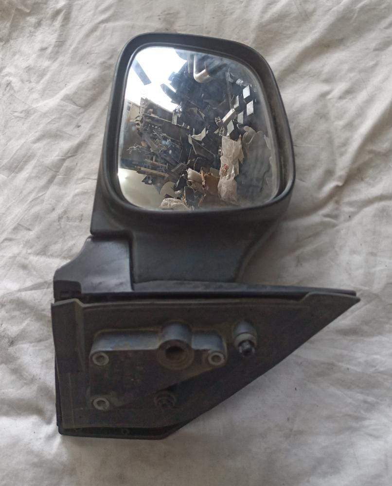 T97595503 Mirror Tavera Spare Parts