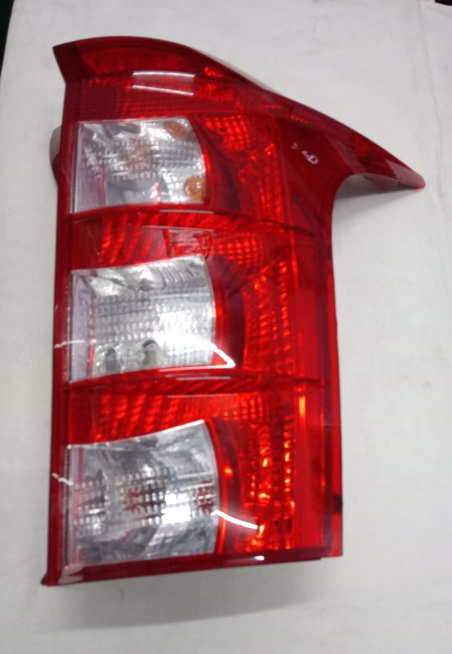 1703AAA03781N   Tail Lamp XUV 500 Right