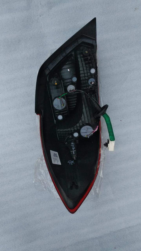 542454400104  Tail Lamp Tiago Right Side