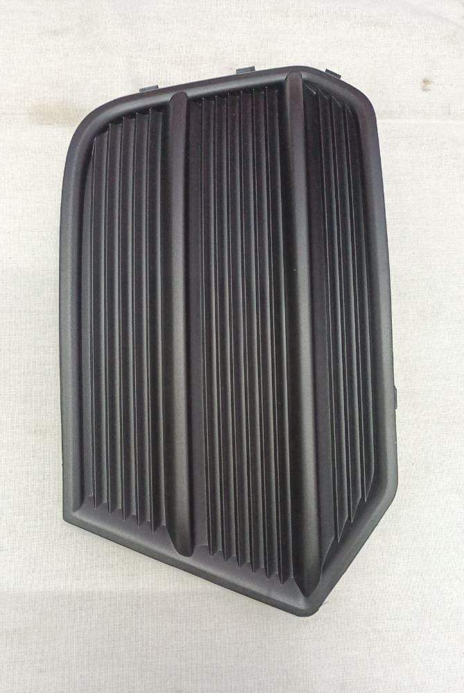 Fog Lamp Cover Audi Q3 Left    Fog Lamp Cover Audi Q3 Left Side