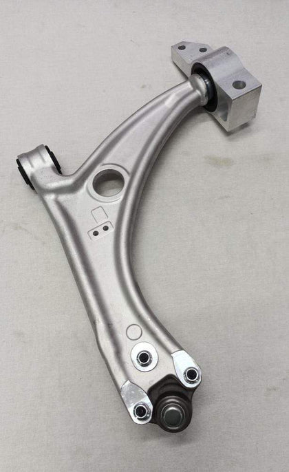 Suspension Arm Audi Q3 Right Side