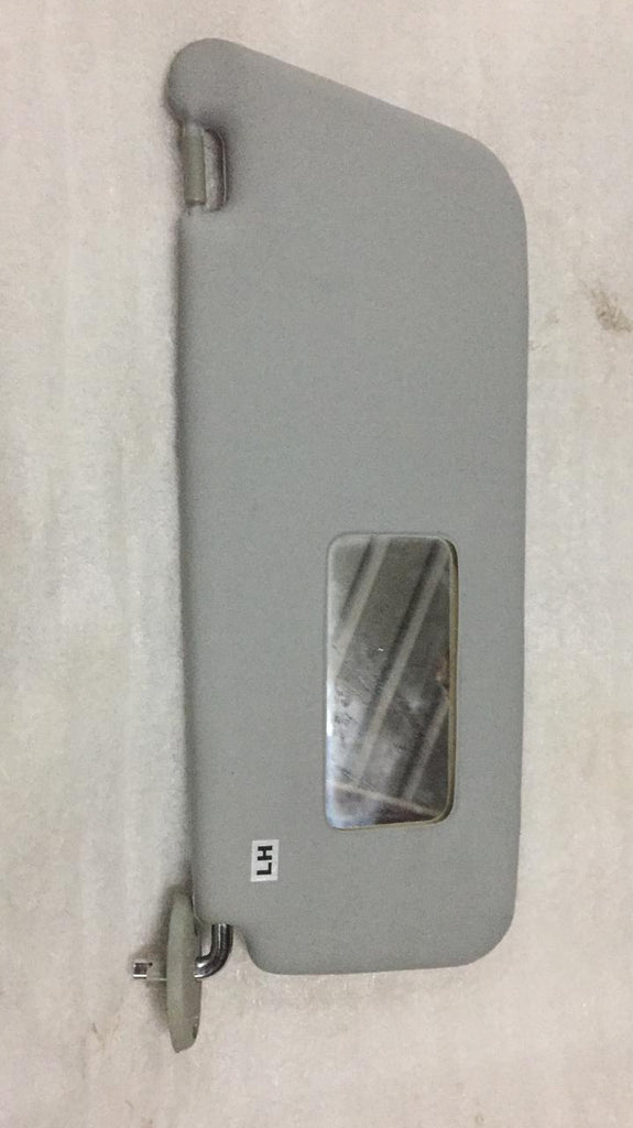 J990132L0  Sunvisor Spark Left Side
