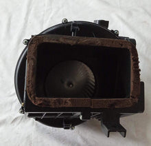 Load image into Gallery viewer, T97595135  Blower Assembly Tavera