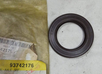 J93742176  Axle Automatic Seal Optra