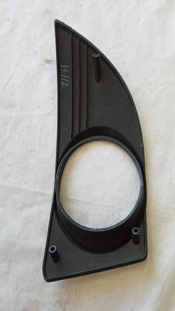 J92196990  Fog Lamp Cover Optra Left Side