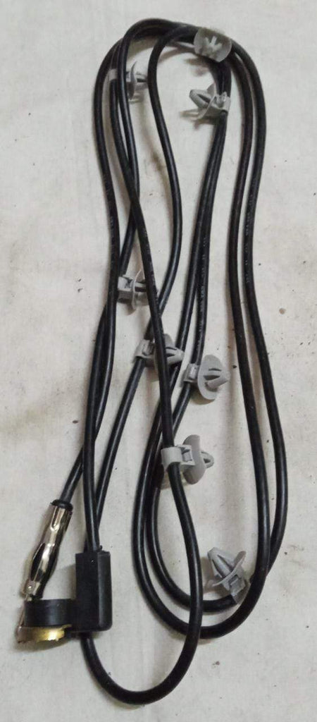 J96495806   Rear Cable Antena Spark