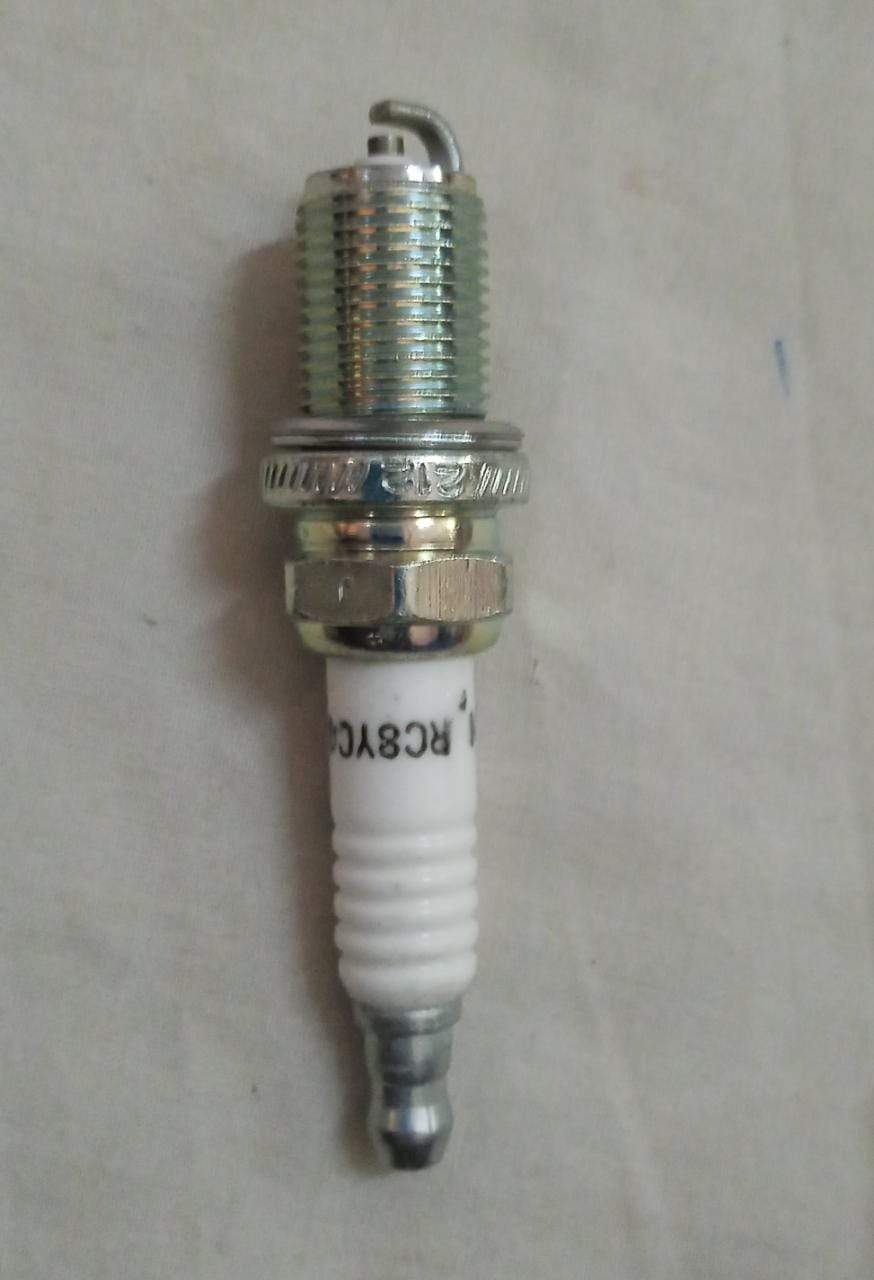 J981955L0  Spark Plug Optra
