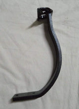 Load image into Gallery viewer, 6R0825922   Shield Bracket Polo
