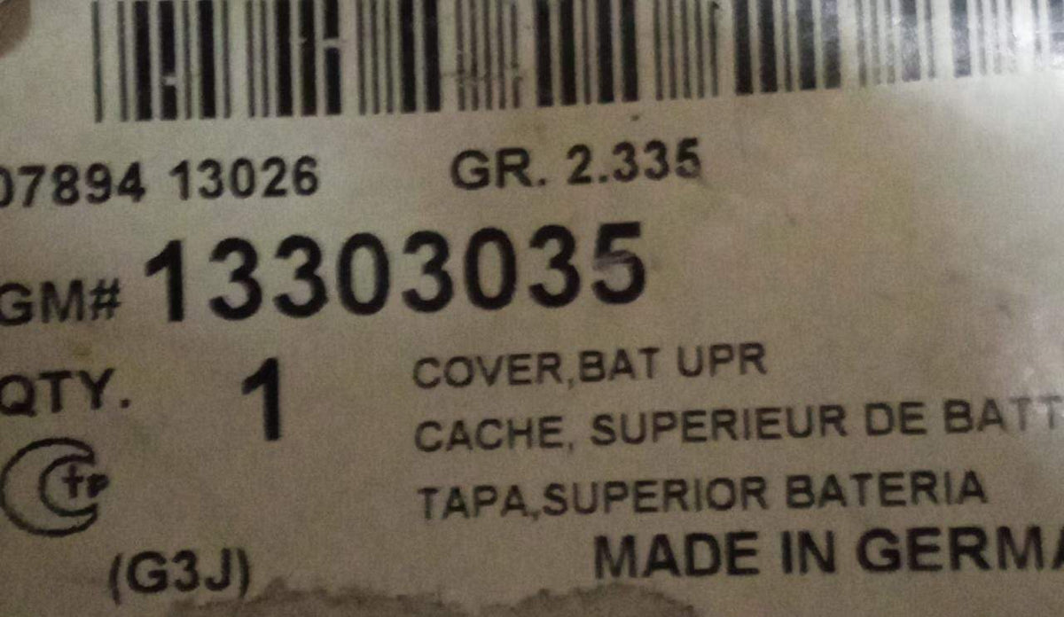 J13303035  Upper Bat Cover Cruze