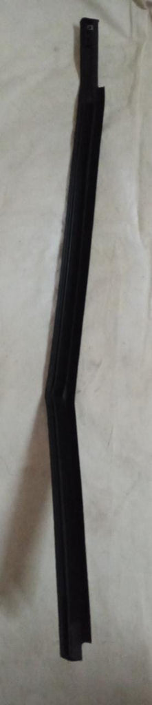 J28291069   Outer Channel Moulding Spark Rear Right Door