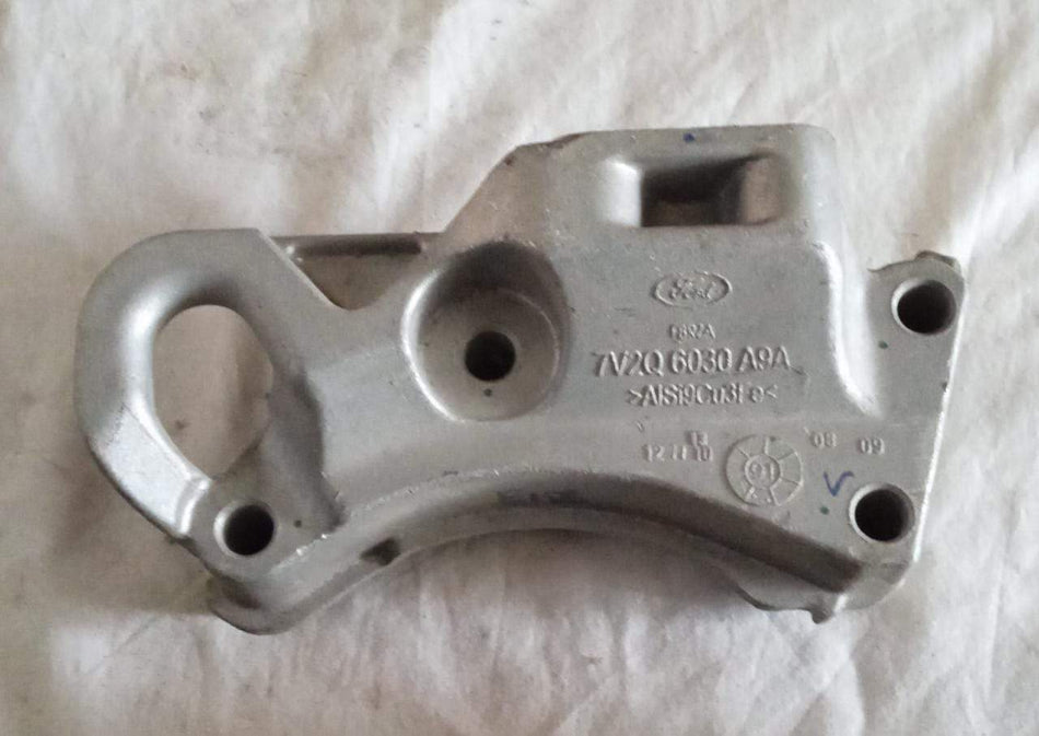 7V2Q6030A9A Mounting Bracket Fiesta Spare Parts