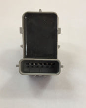 Load image into Gallery viewer, 957201R001Rhm Rear Bumper Sensor Verna Fluidic Spare Parts