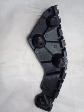 Load image into Gallery viewer, 622200010R    Rear Bumper Bracket Duster Right Side