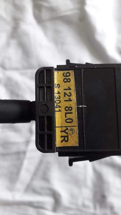 J981218L0 Wiper Switch Spark Spare Parts