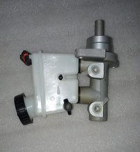 Load image into Gallery viewer, J96418831 Brake Master Cylinder Optra Spare Parts