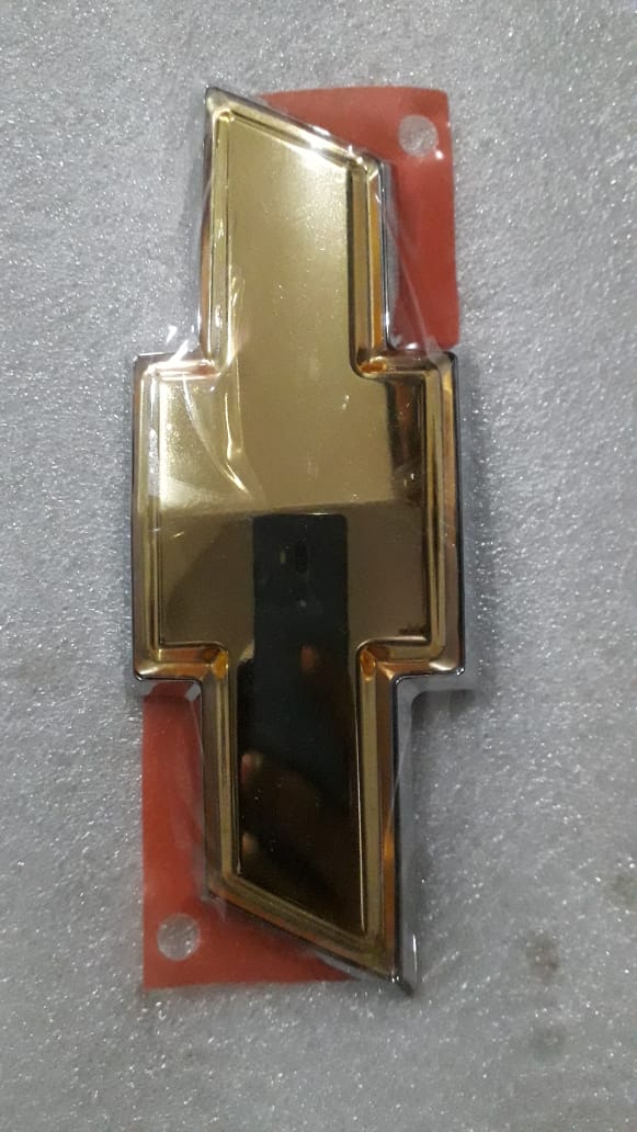 T97690998 Emblem Tavera Back Door Side Spare Parts