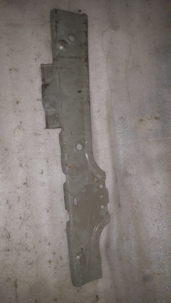 J96847720 Rear Rail Beat Left Side Spare Parts
