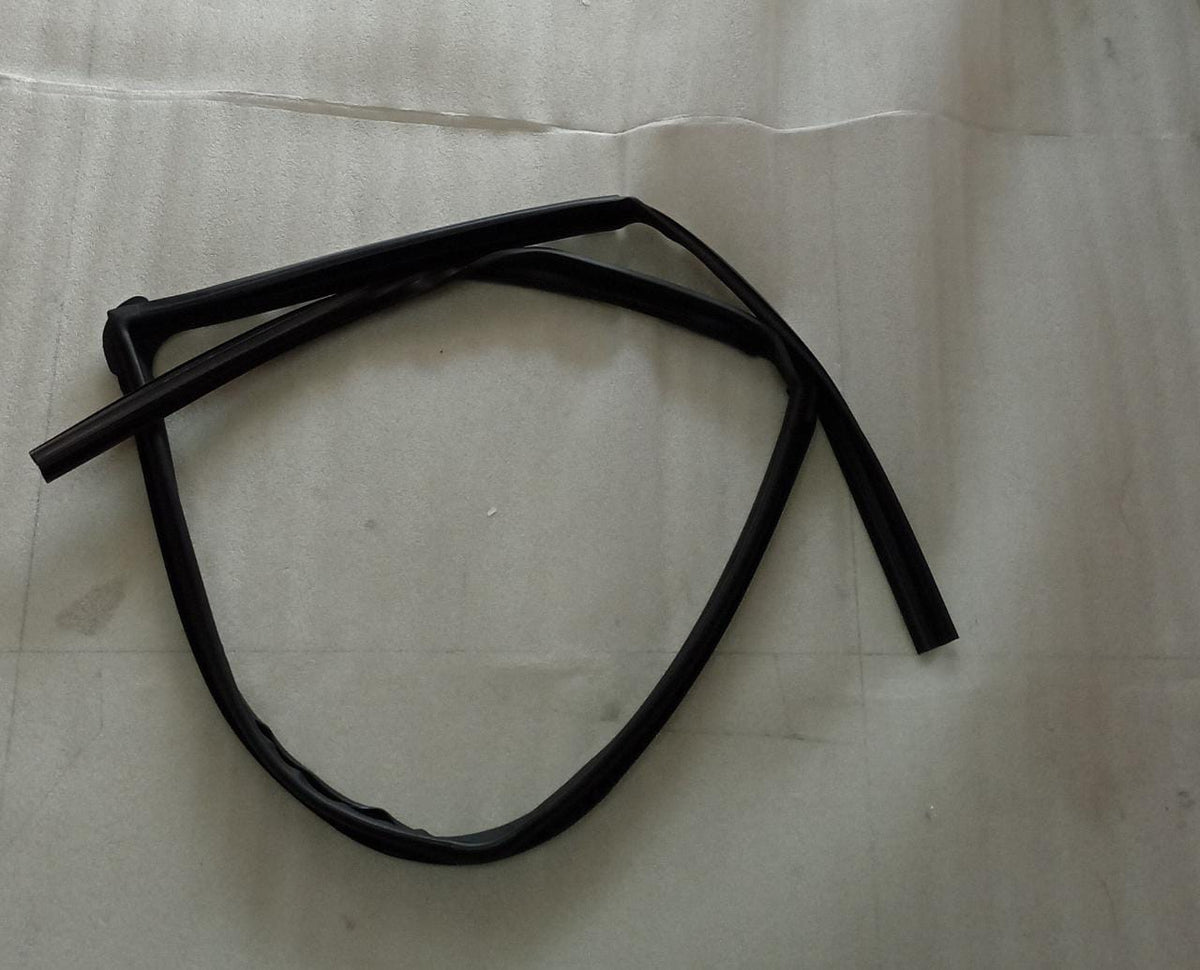 83665M74L00 Door Gola Rubber Swift Type 2 Spare Parts