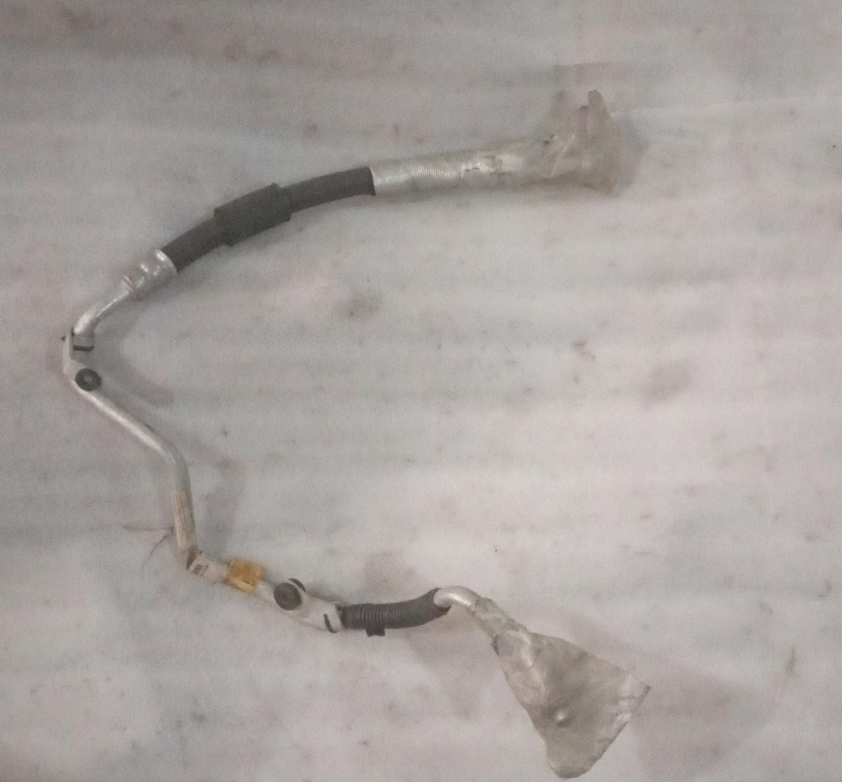 J94568294 Air Conditioner Pipe Optra Petrol Spare Parts