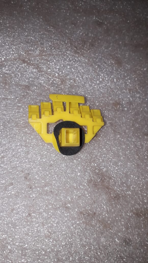 LOCATING PIECE TRIM OPTRA PETROL J96308074