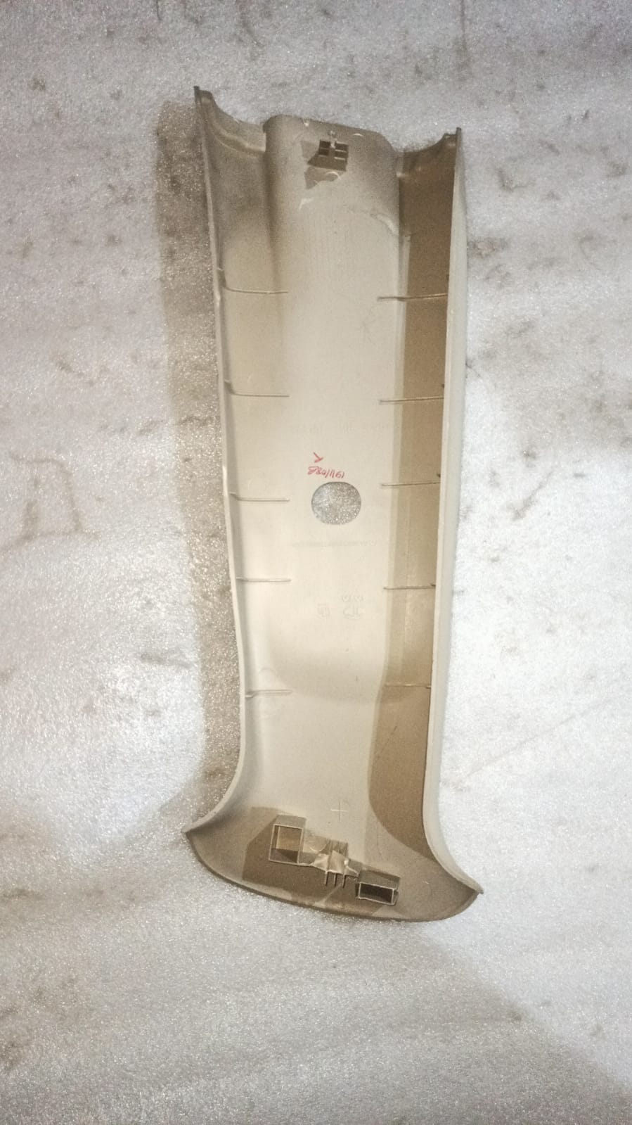 J981379L0   Trim Pillar Upper Aveo Beat