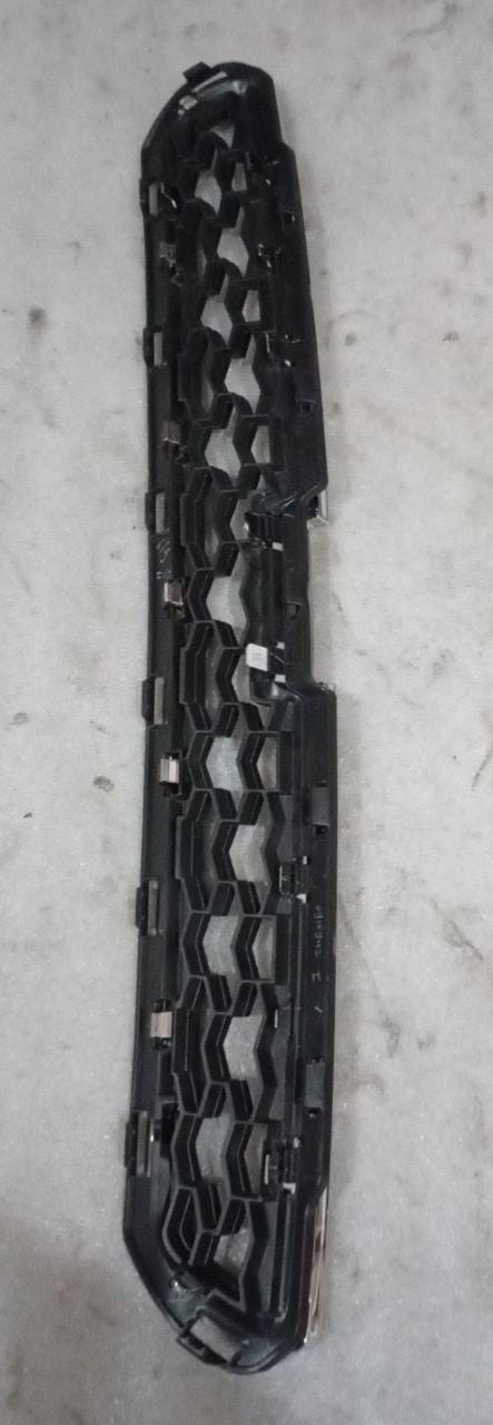 J29600140   Upper Grille Chrome Spark