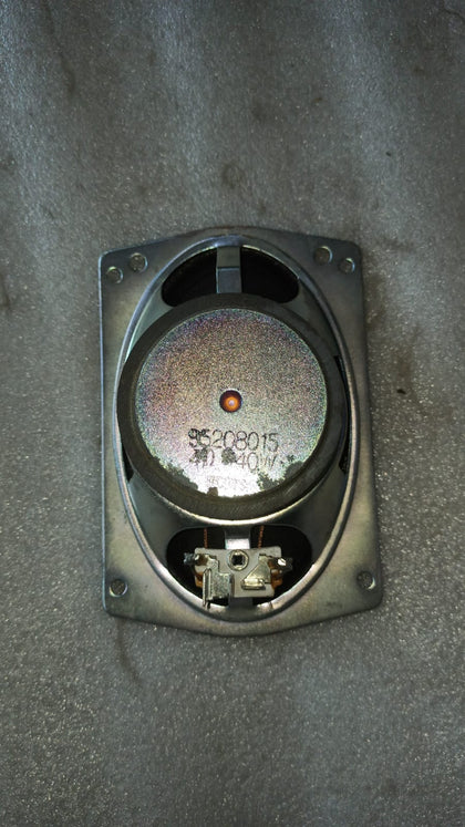 J95208015  Rear Door Speaker Beat