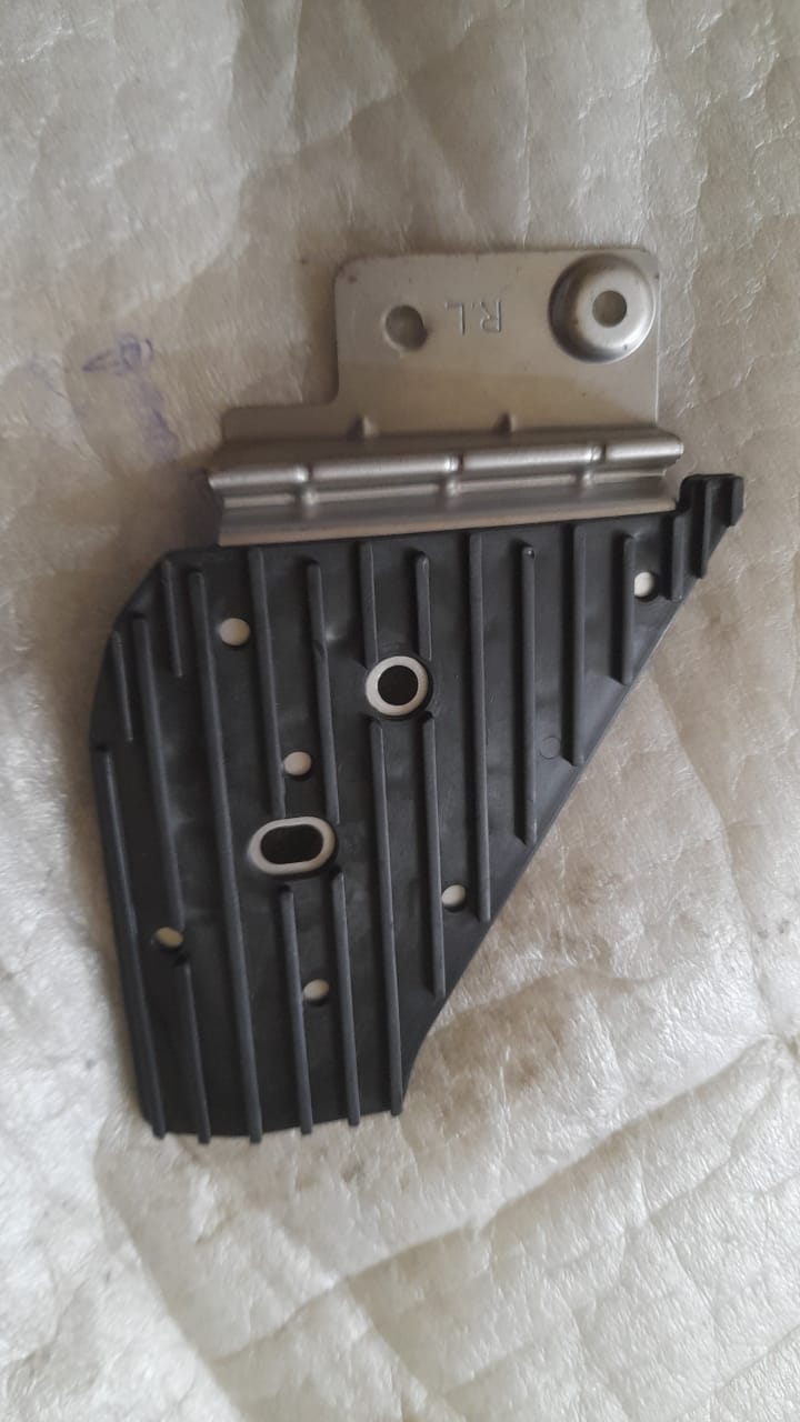 J96888119 IP PLATE COVER CRUZE