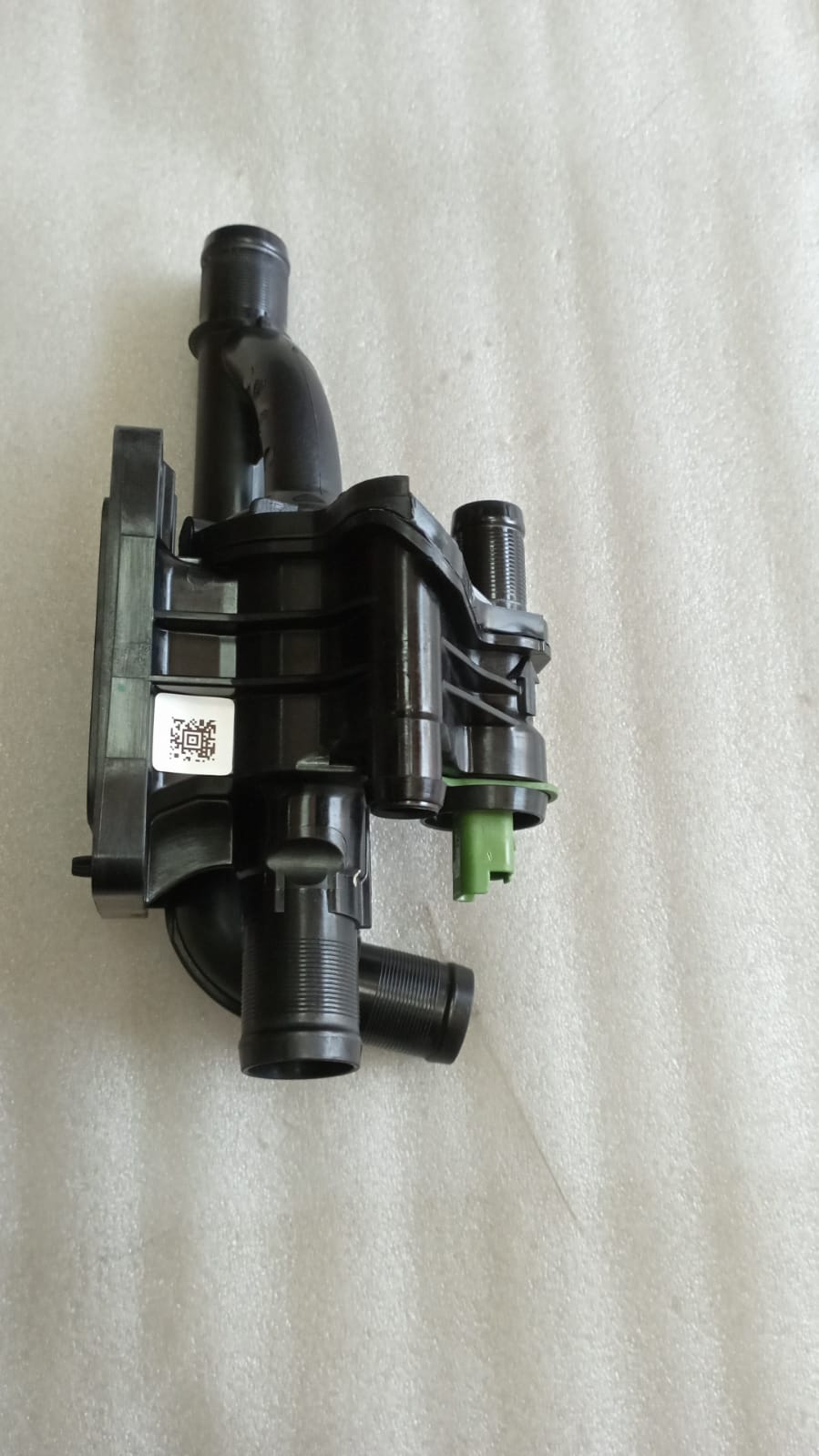 9M5Z8A586H THERMOSTAT HOUSING FORD FIGO