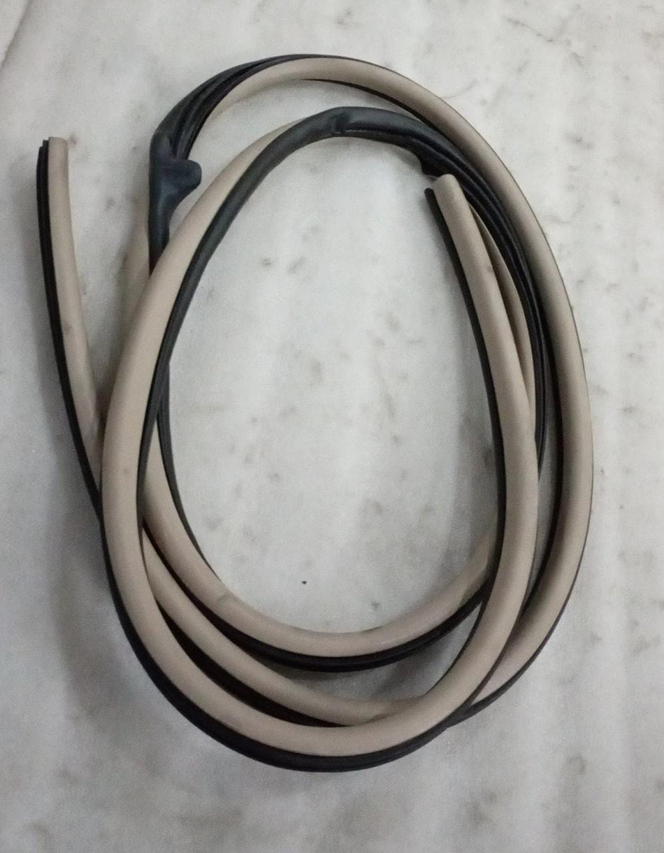 J96624232 DOOR GOLA CAPTIVA FRONT RIGHT SIDE UPPER