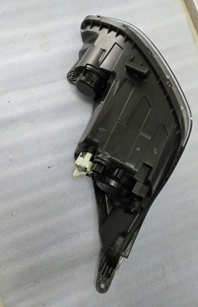 HEAD LAMP XCENT LH BLACK 92101B4400
