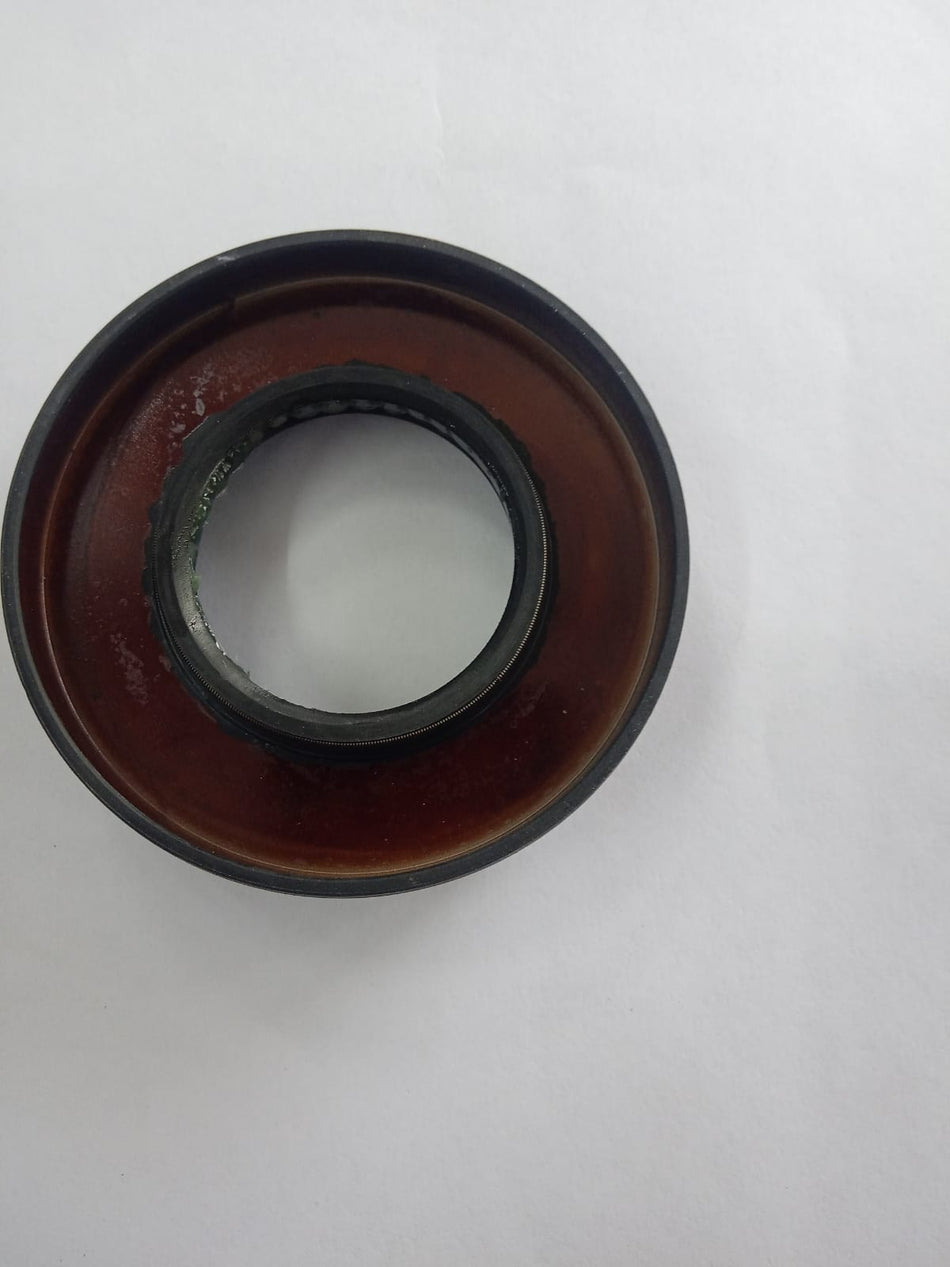 SEAL; DIFF SIDE OIL RH 27431M74LB0