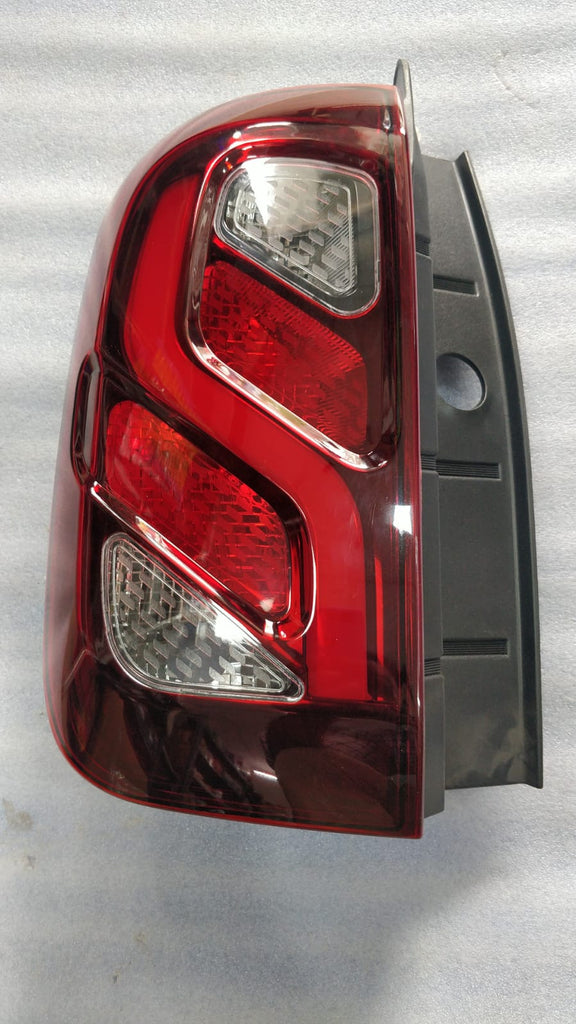 TAIL LIGHT DUSTER LEFT SIDE