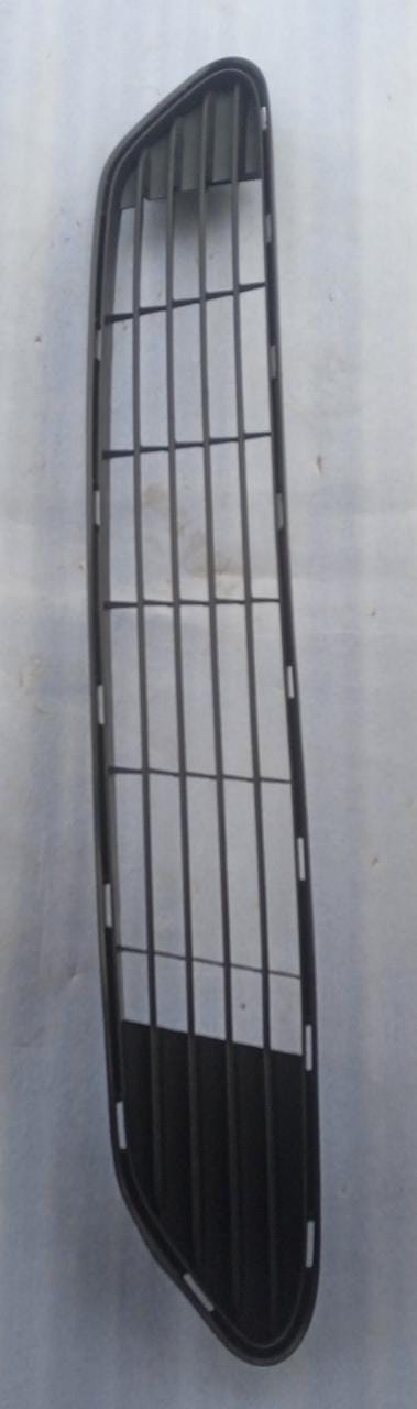 531120D180   Radiator Grille Etios Lower