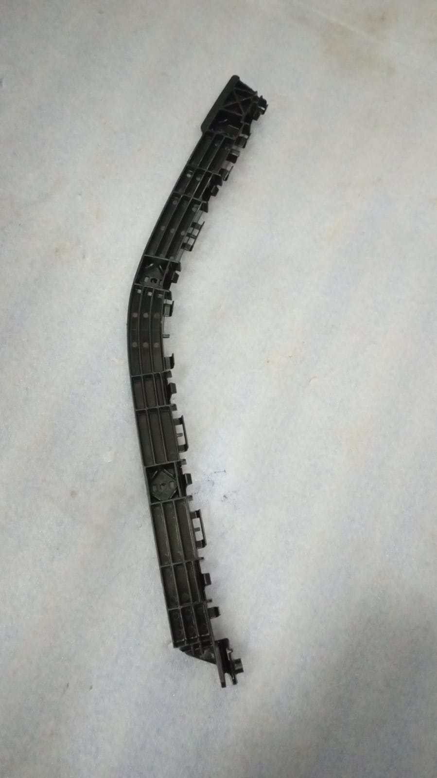 HOLDERRR BUMPER SIDER 71821M72R00