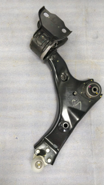 TAF6141   Arm Tata Harrier Right Side