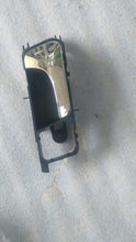 Load image into Gallery viewer, HANDLE A INSIDE DOOR OPTRA PETROL  RH  J96548064