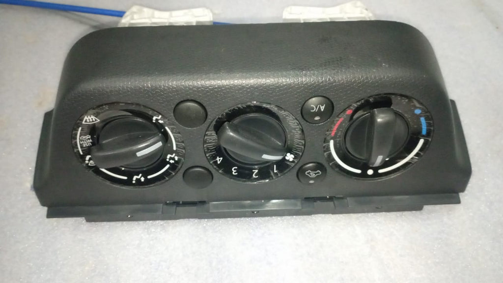 74400M75J00 AC CONTROL UNIT SWIFT OLD MODEL (AC DIRECTION SWITCH)