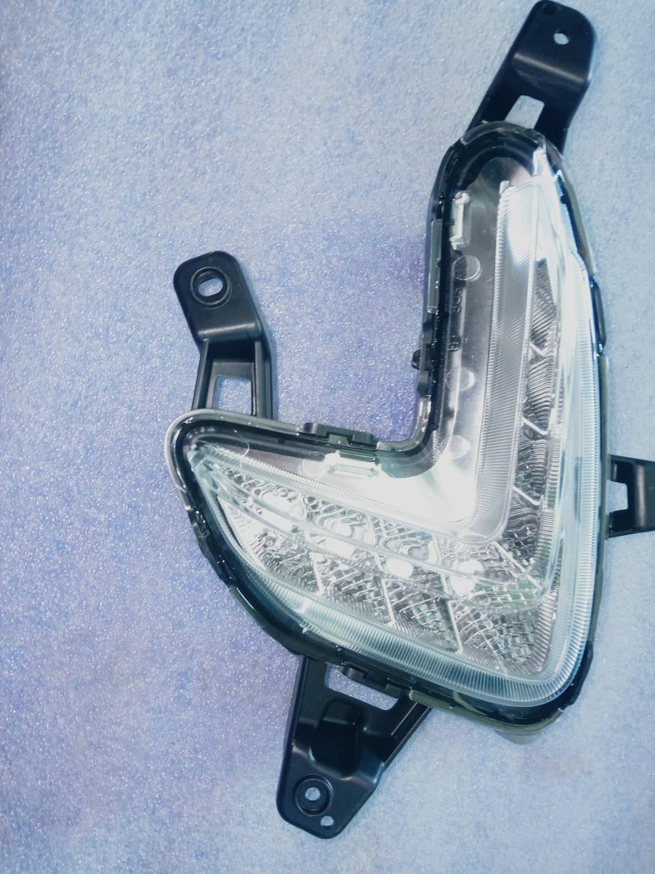 DRL I 10 GRAND NIOS LH SIDE  92207K6100