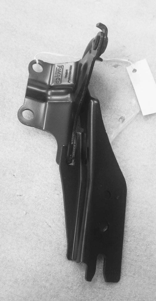 JB3Z16796A BONET HINGE ENDEAVOUR RIGHT SIDE
