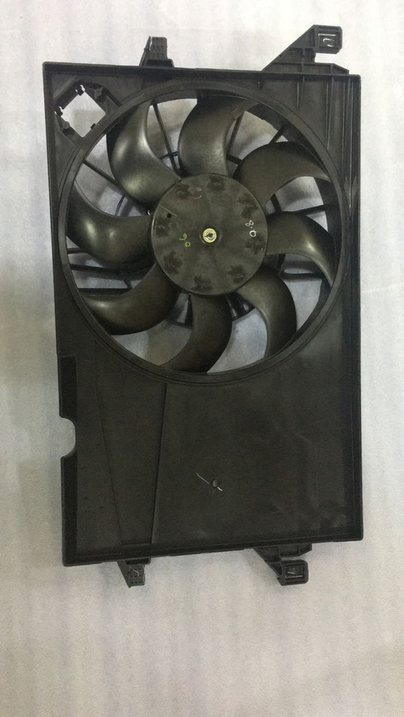 8A3Z8C607B FAN ASSEMBLY FIESTA