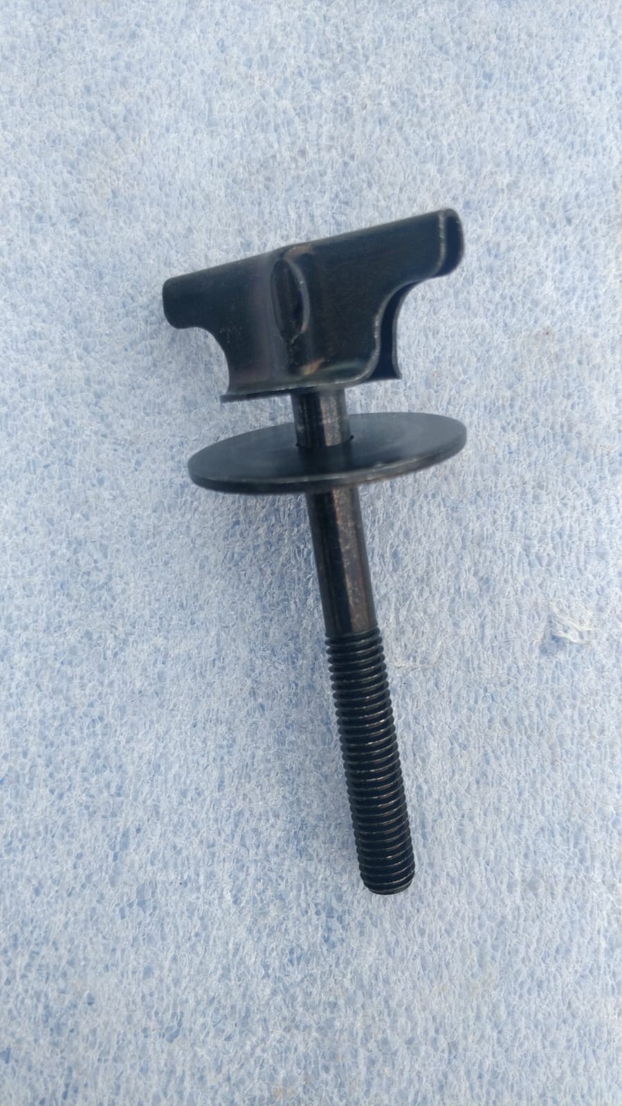 BOLT.SPARE TIRE ANCH 74654SH5000