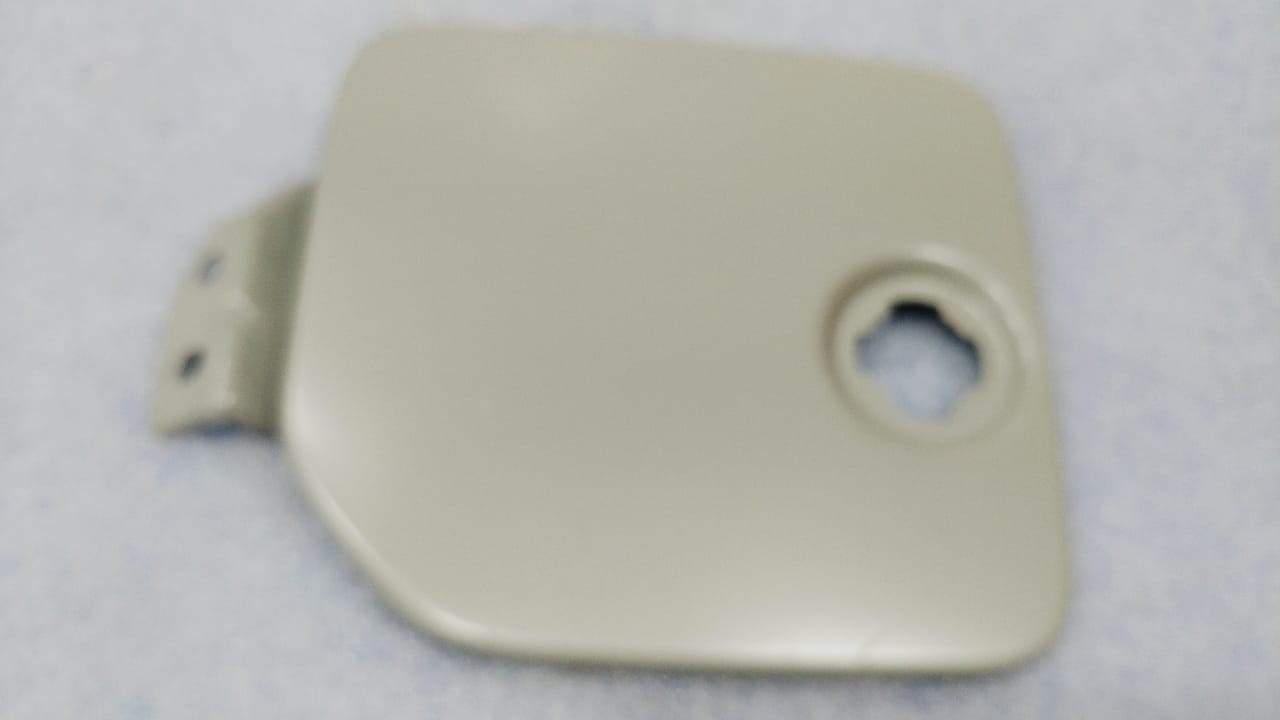 Maruti eeco store fuel tank cover