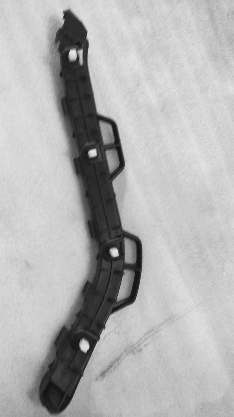 86613B4400 Rear Bumper Bracket Xcent Left Side CarTrends