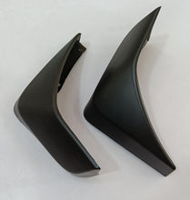 Load image into Gallery viewer, 990J0M74L00-010 REAR MUD FLAP SWIFT (TYPE1) SET OF 2