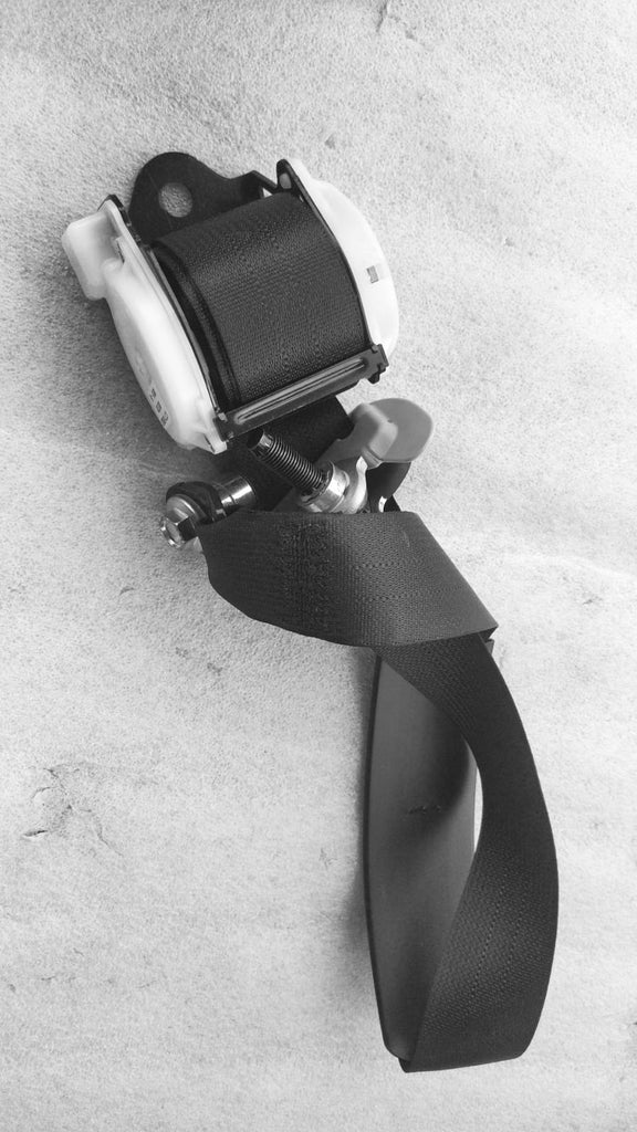 868441HD0B FRONT SEAT BELT PULSE RIGHT SIDE