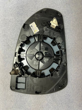 Load image into Gallery viewer, HOLDER ASSEMBLY VERNA 87611H6000