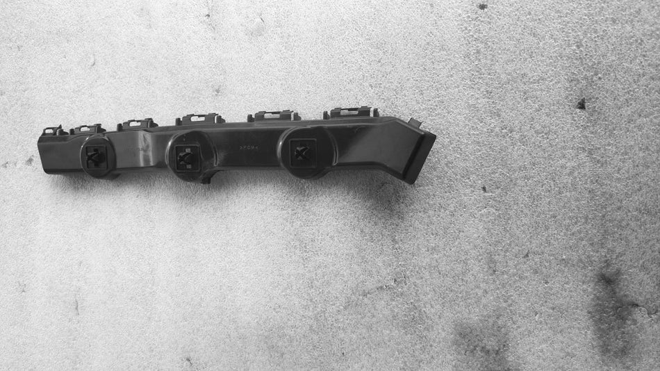 HOLDER RR BUMPER SIDE RH 71821M75L00
