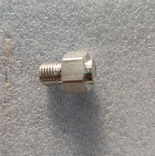 Load image into Gallery viewer, F65Z19D644A AC RELEASE VALVE ECOSPRTS